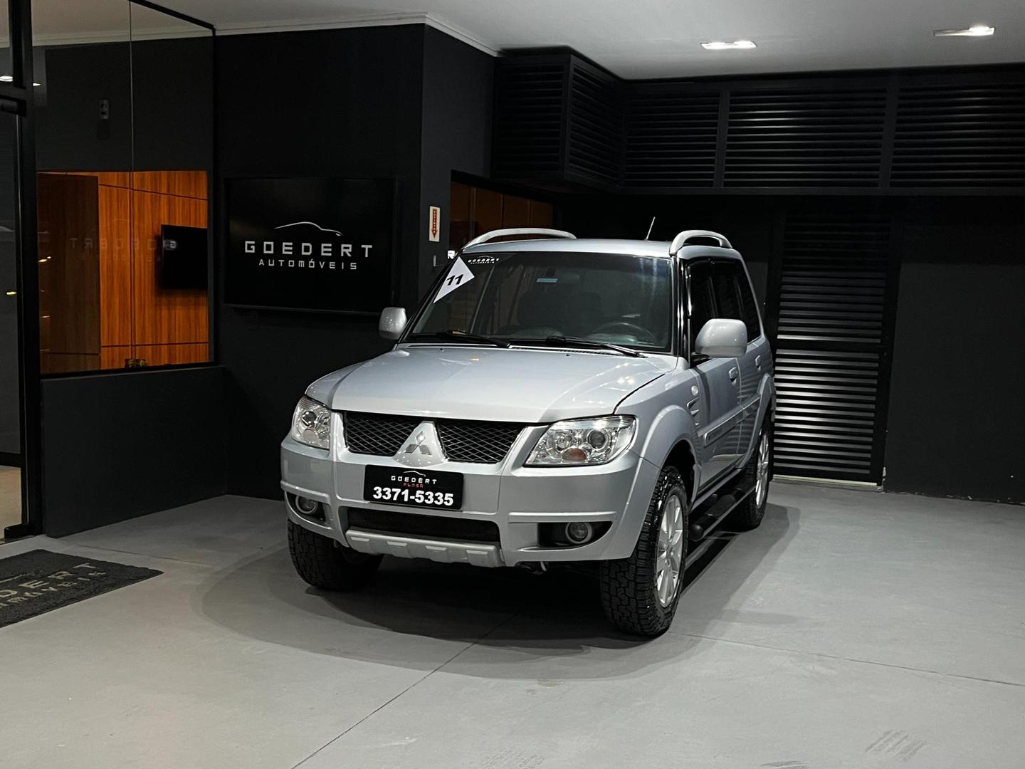 Mitsubishi Pajero TR4 4x4 2.0 2011, foto 1 de 12