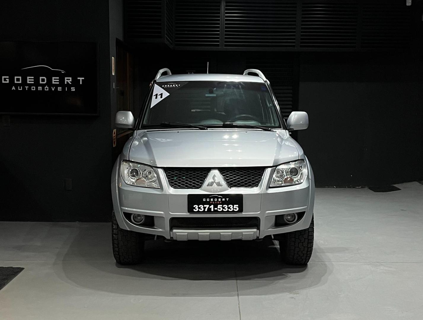 Mitsubishi Pajero TR4 4x4 2.0 2011, foto 2 de 12