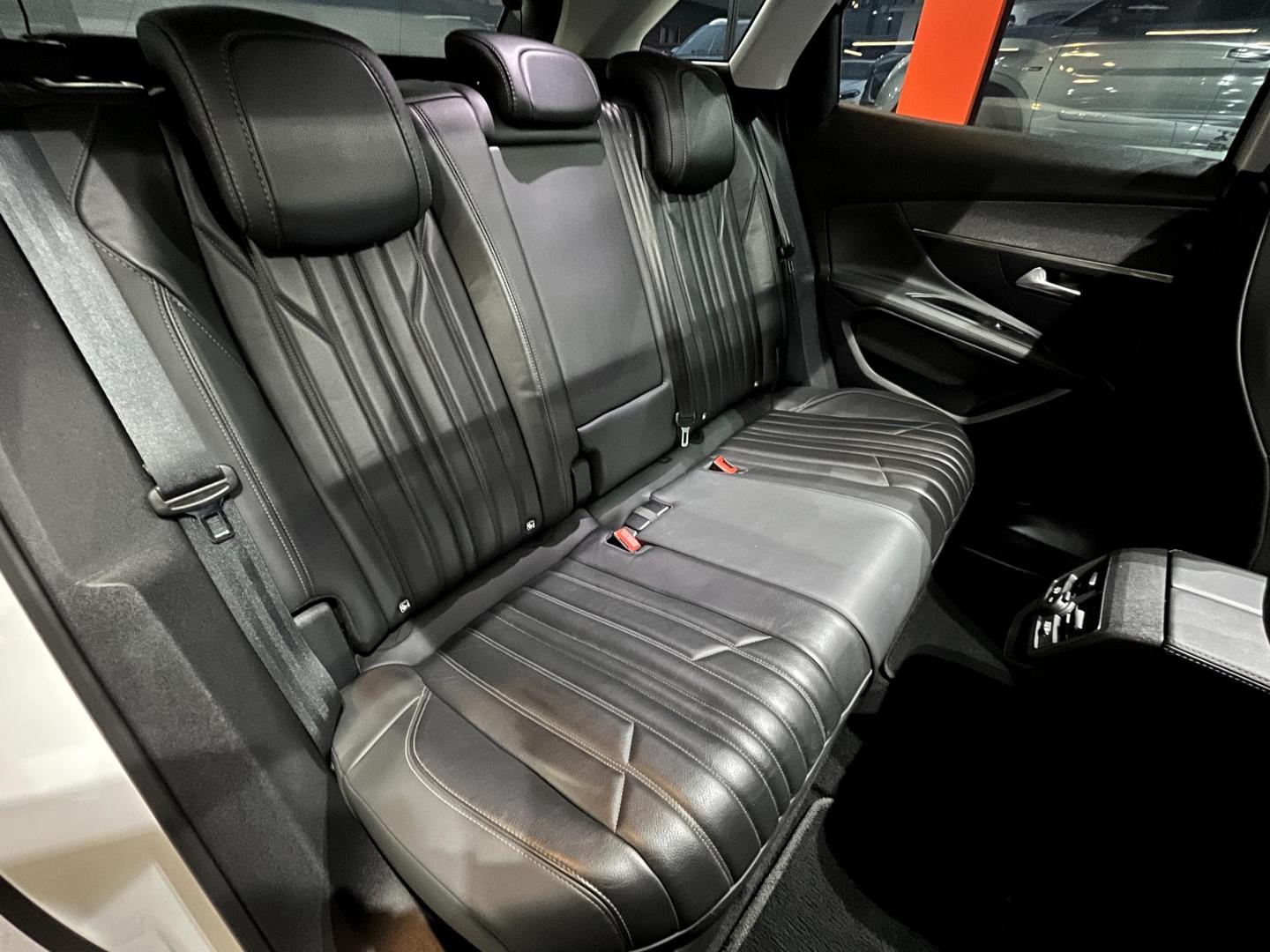 Peugeot 3008 Griffe Pack AT 1.6T 2020, foto 8 de 12