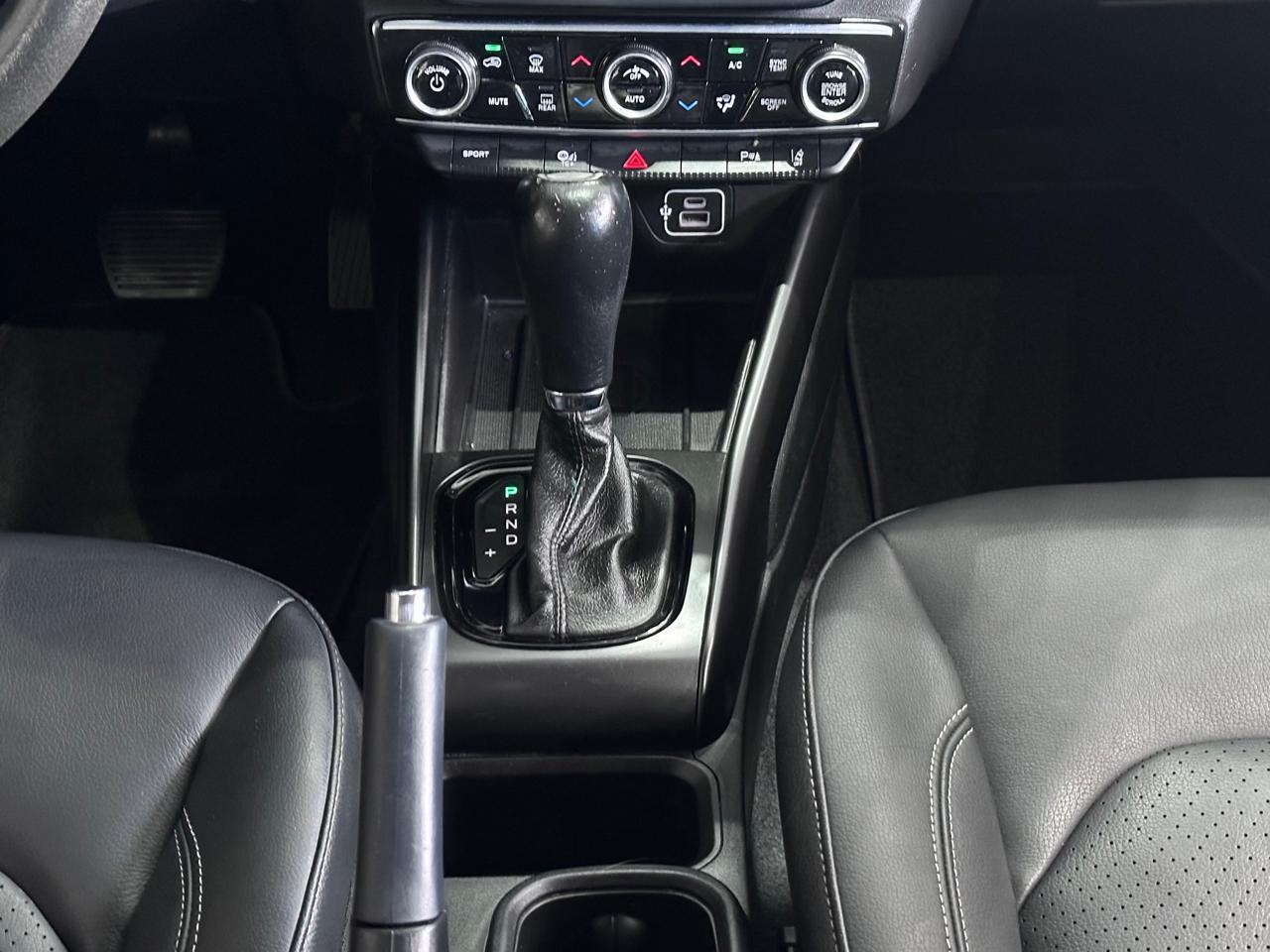 Fiat Toro Volcano AT6 1.3T 2022, foto 6 de 12