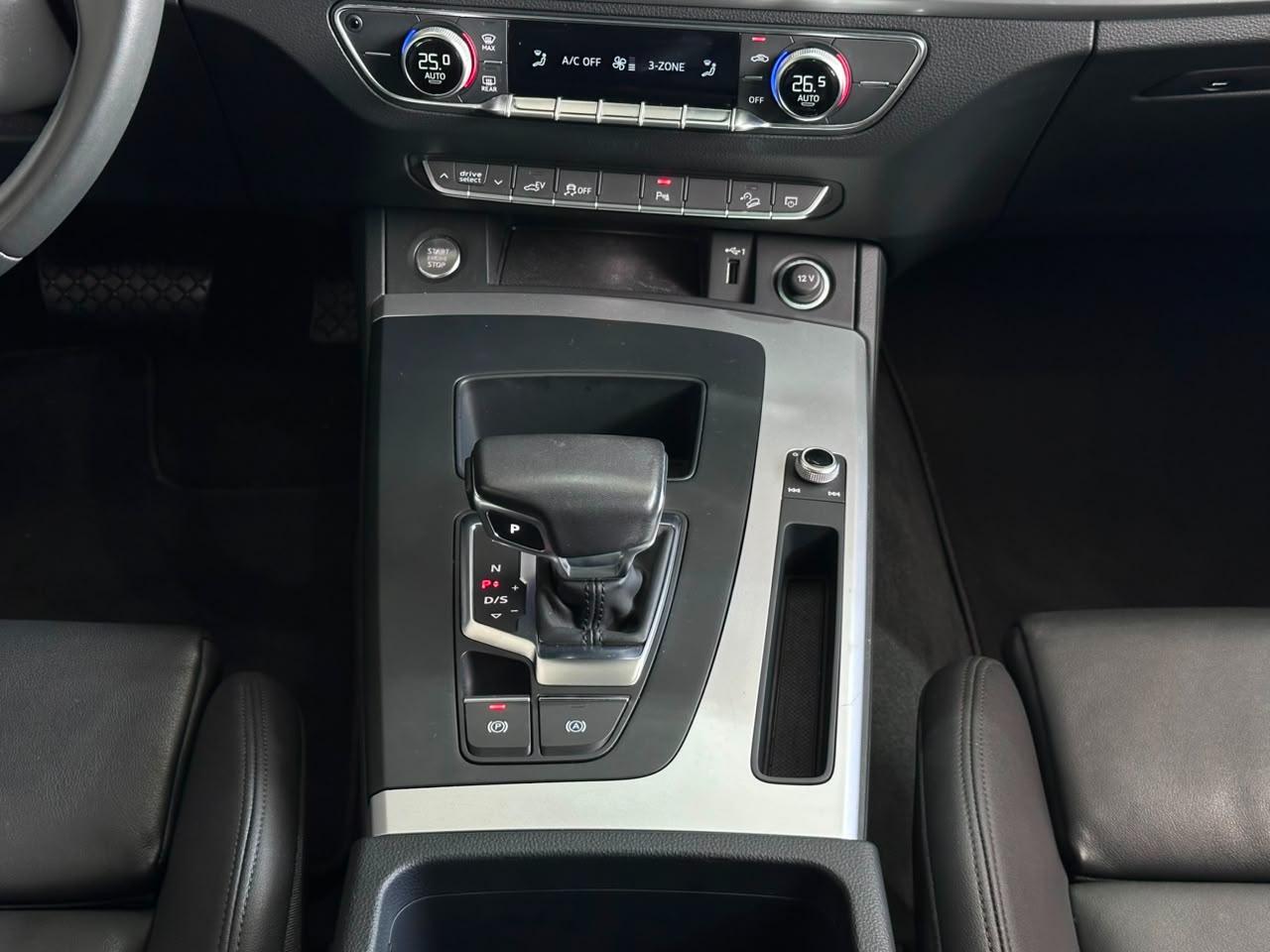 Audi Q5 SB P-Híbrido 2.0 TFSIE 2023, foto 6 de 12