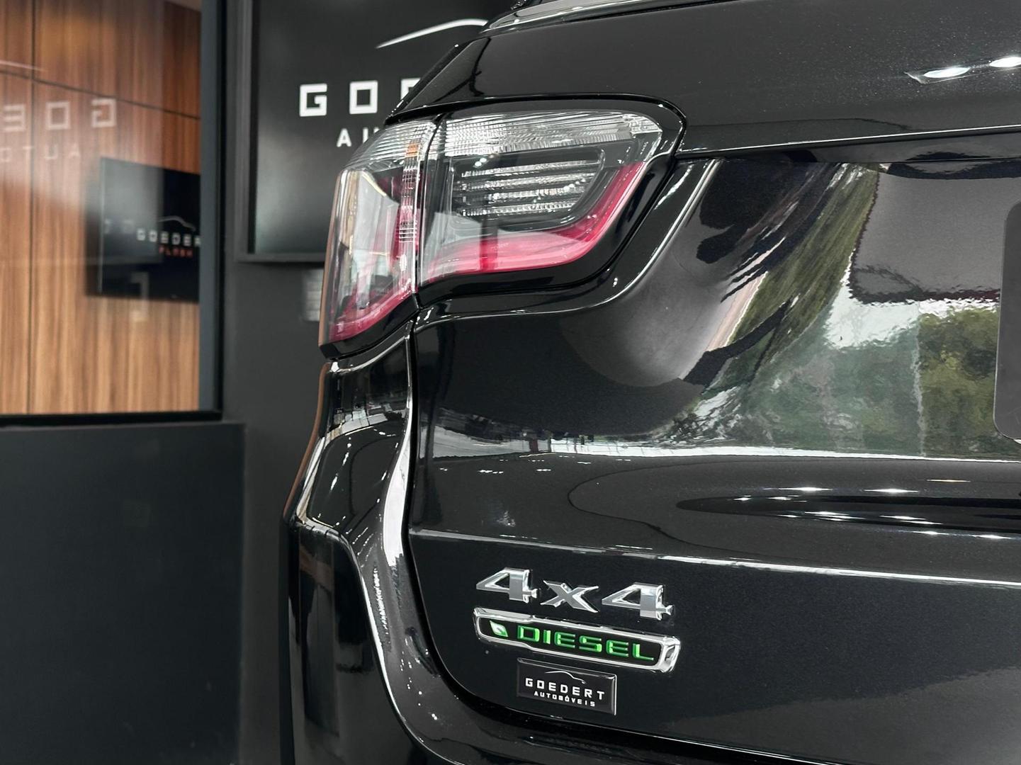 Jeep Compass Limited 4x4 2.0T 2021, foto 12 de 12