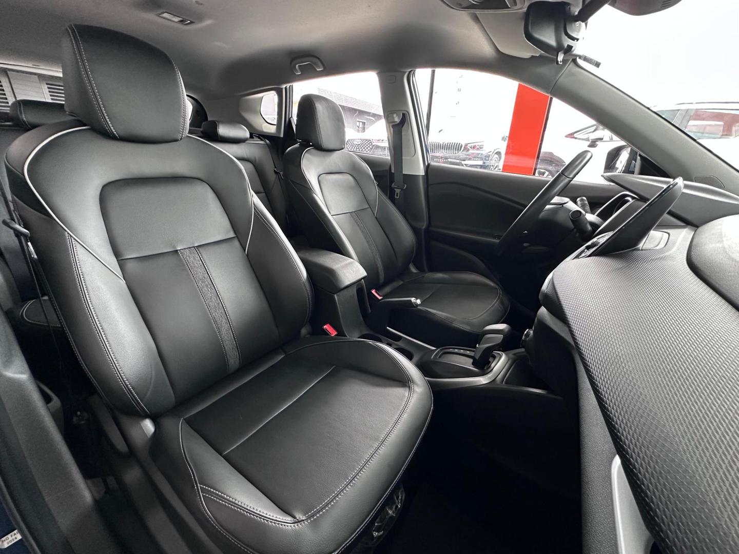 Chevrolet Tracker 1.0T LTZ 2025, foto 7 de 12