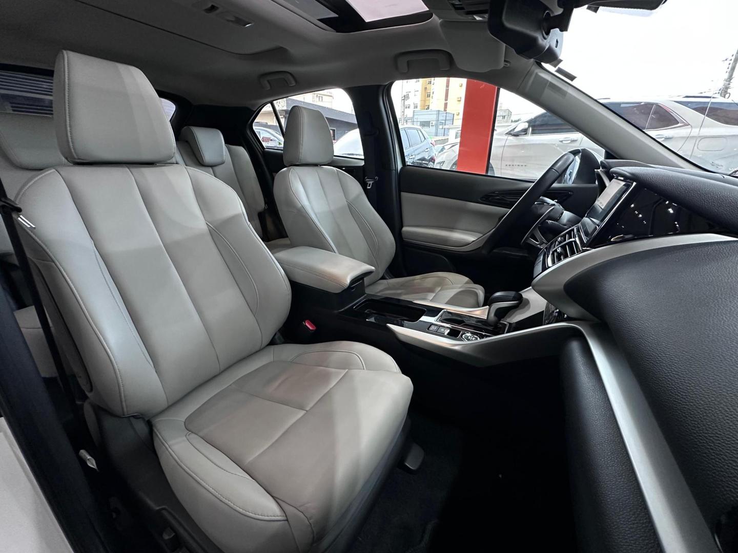 Mitsubishi Eclipse Cross Hpe-s 1.5 Awd 2025, foto 7 de 12