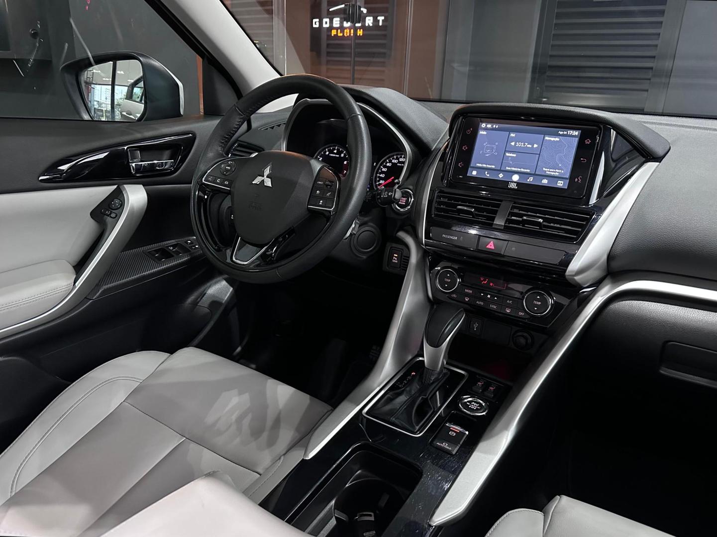 Mitsubishi Eclipse Cross Hpe-s 1.5 Awd 2025, foto 4 de 12