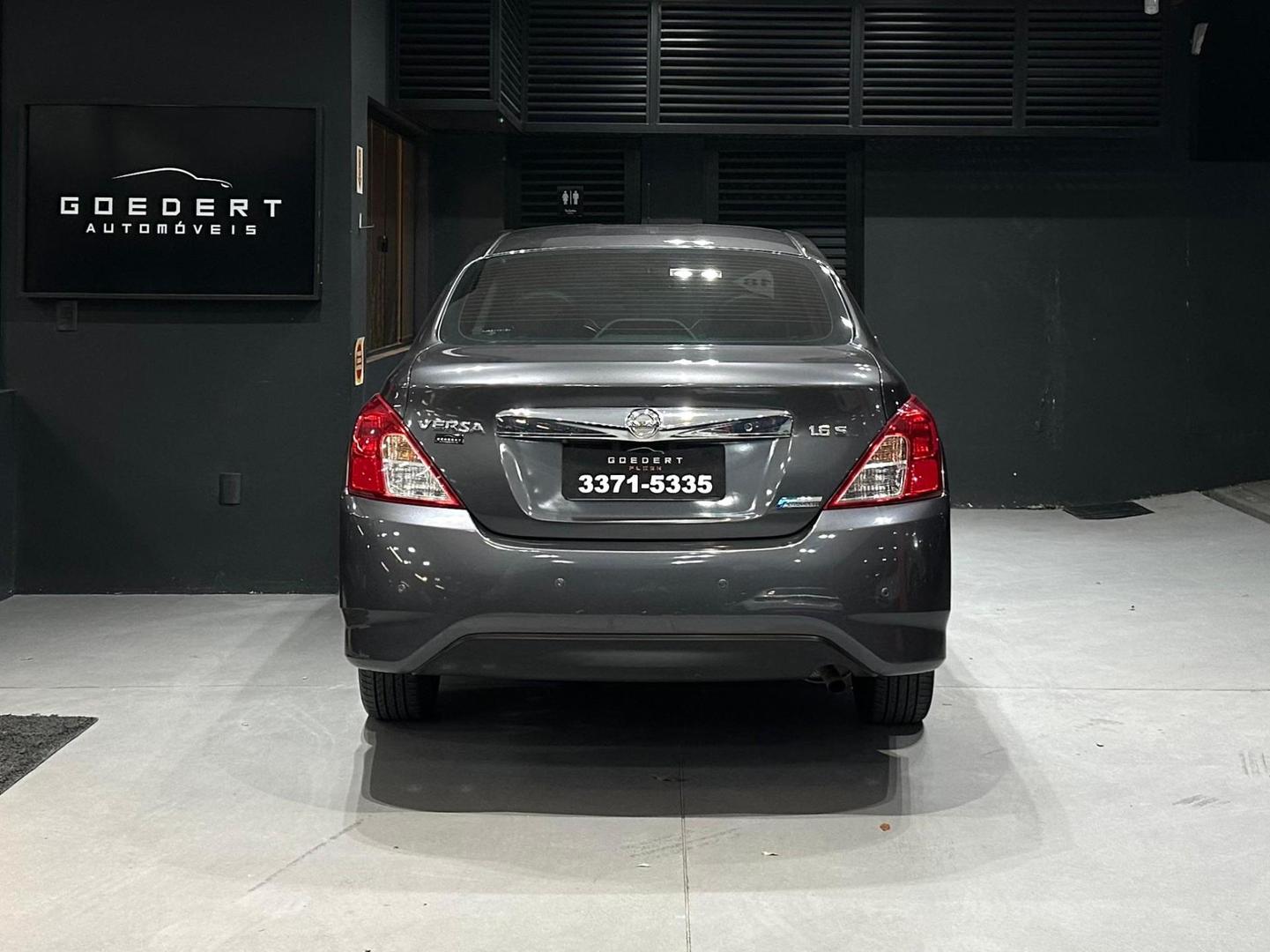 Nissan Versa Sl CVT 1.6 2018, foto 11 de 12