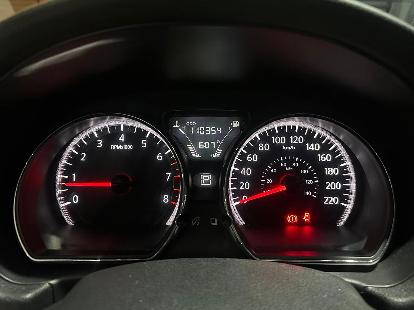 Nissan Versa Sl CVT 1.6 2018, foto 5 de 12