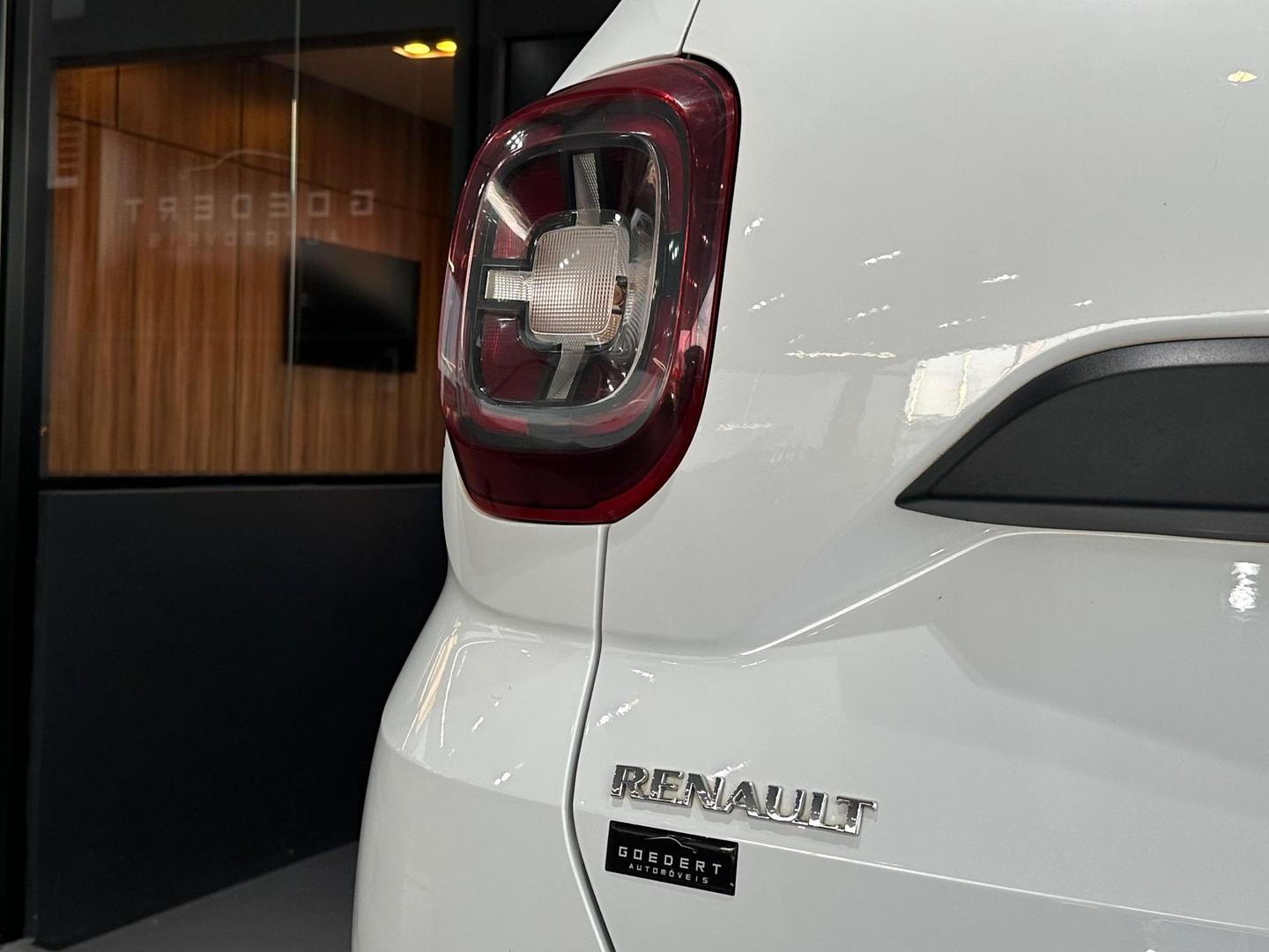 Renault Duster Intense 1.6 2023, foto 12 de 12