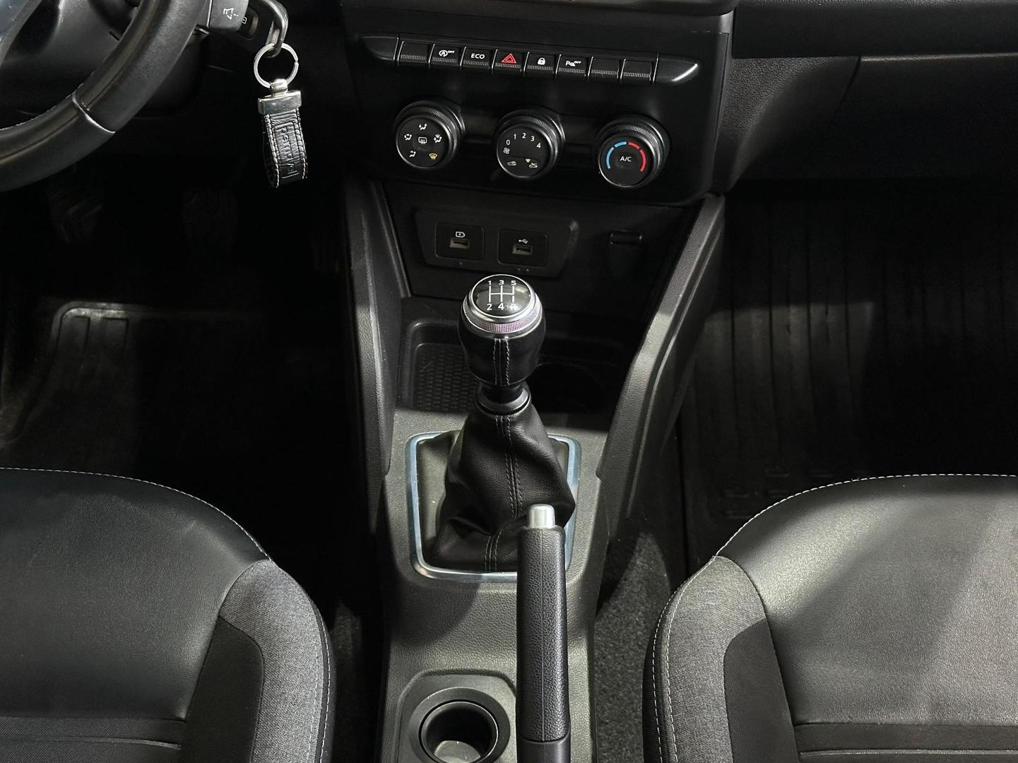 Renault Duster Intense 1.6 2023, foto 6 de 12