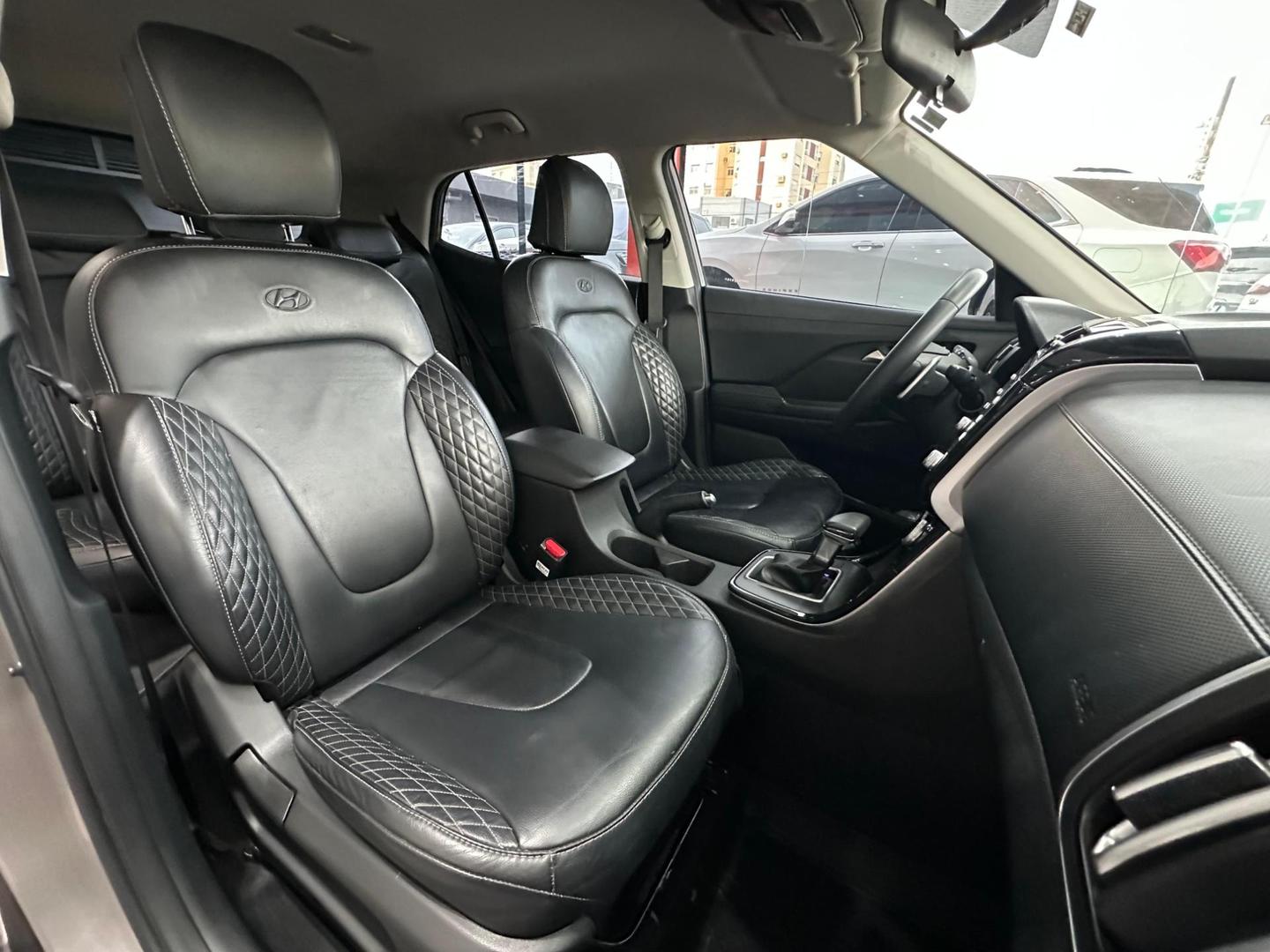 Hyundai Creta Limited 1.0T 2022, foto 7 de 12