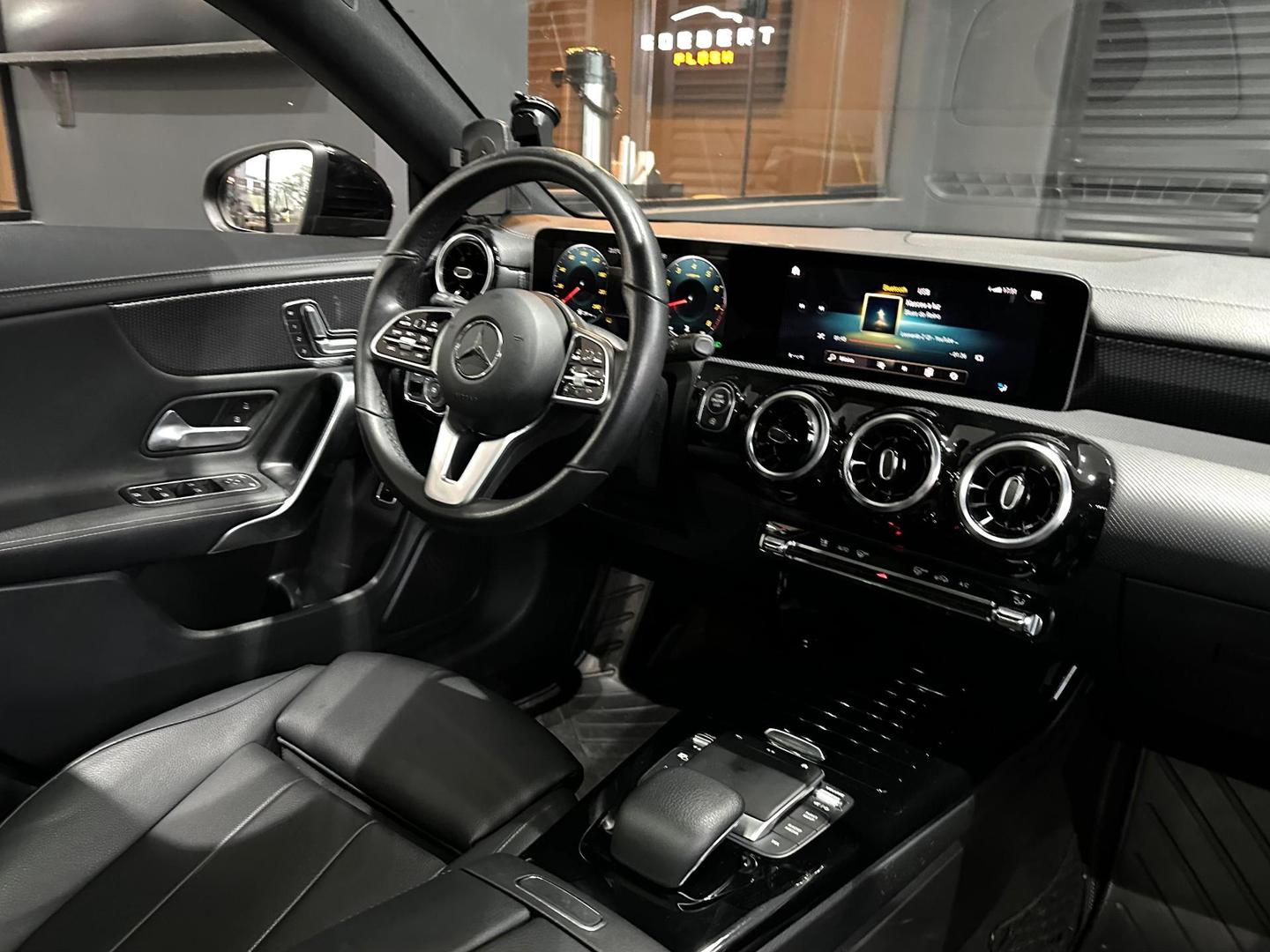 Mercedes-benz Cla 250 2020, foto 4 de 11
