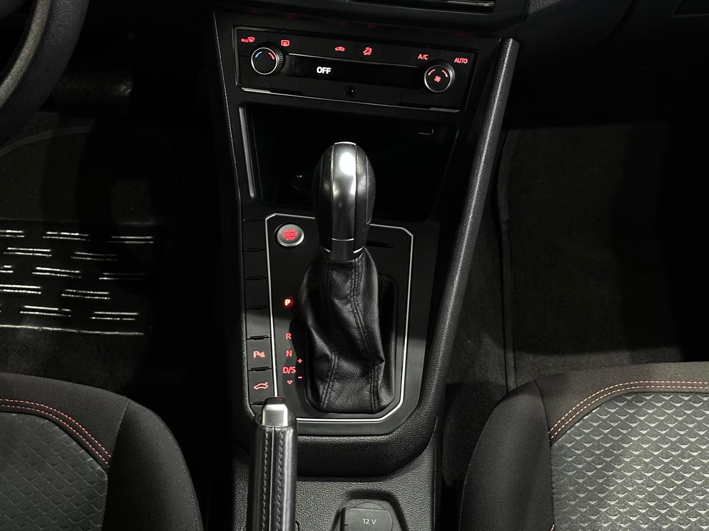 Volkswagen Polo 1.0 TSI Highline 2020, foto 6 de 12