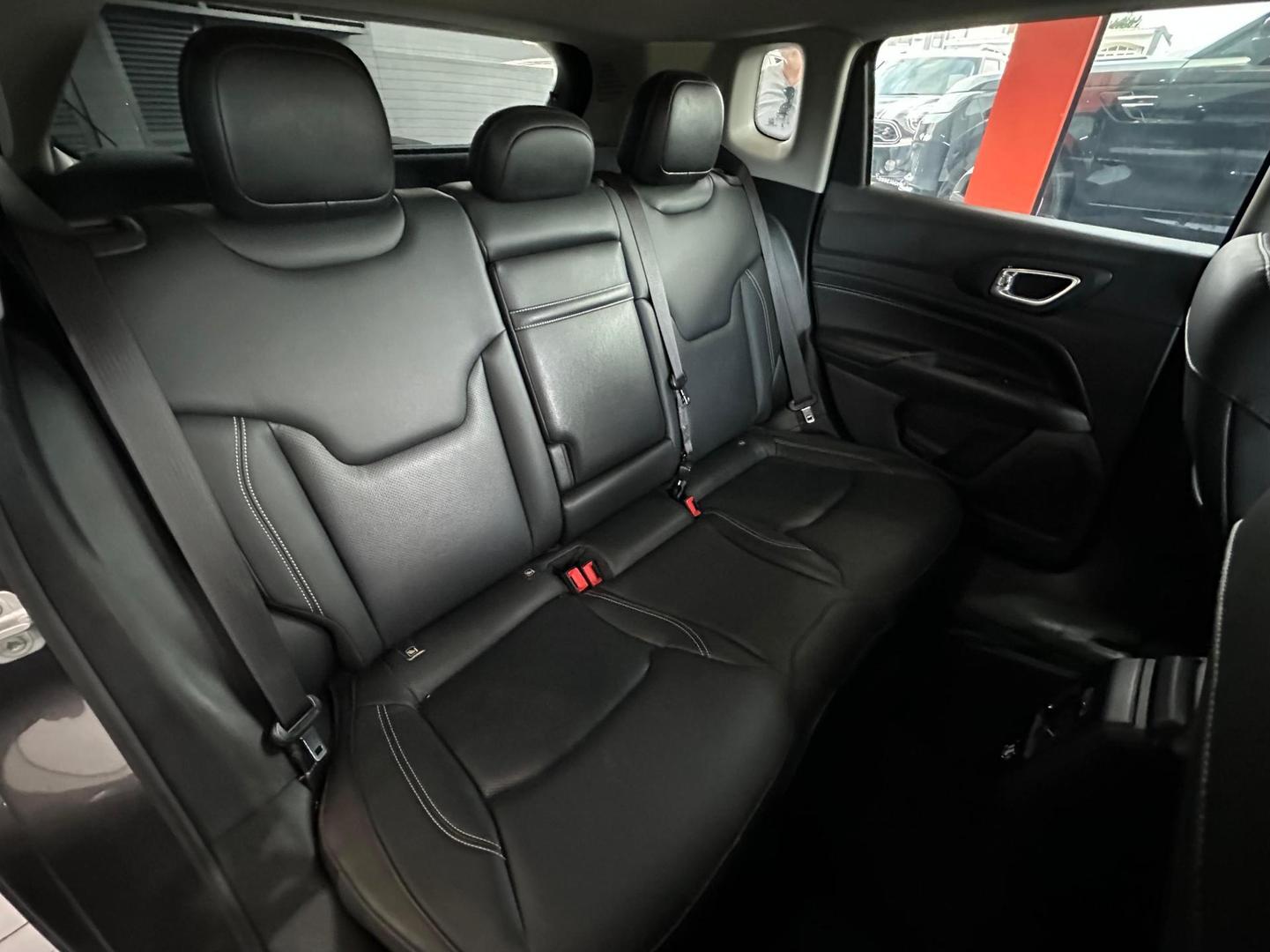Jeep Compass Longitude 1.3T 2023, foto 8 de 12