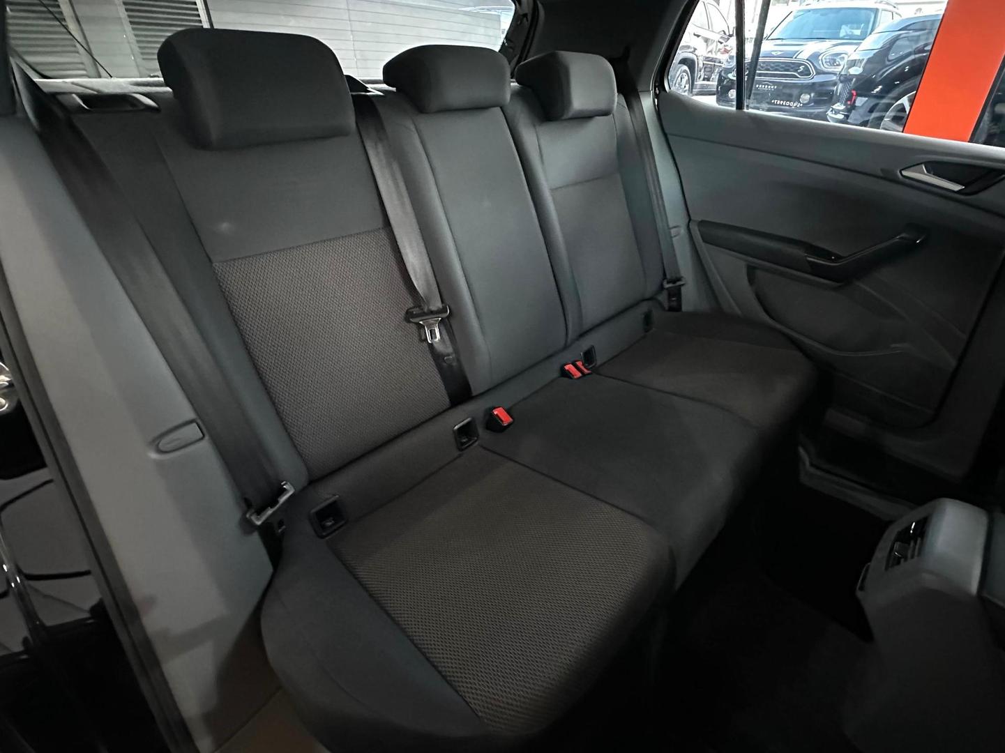 Volkswagen T-Cross 1.0 TSI 2020, foto 8 de 12