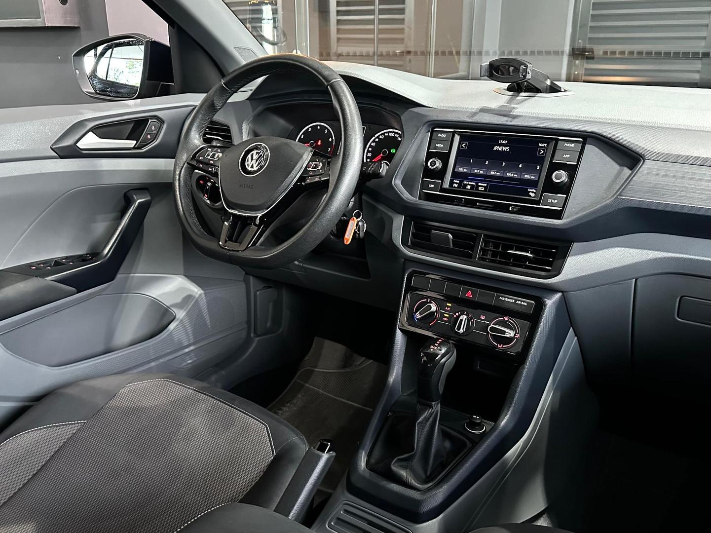 Volkswagen T-Cross 1.0 TSI 2020, foto 4 de 12