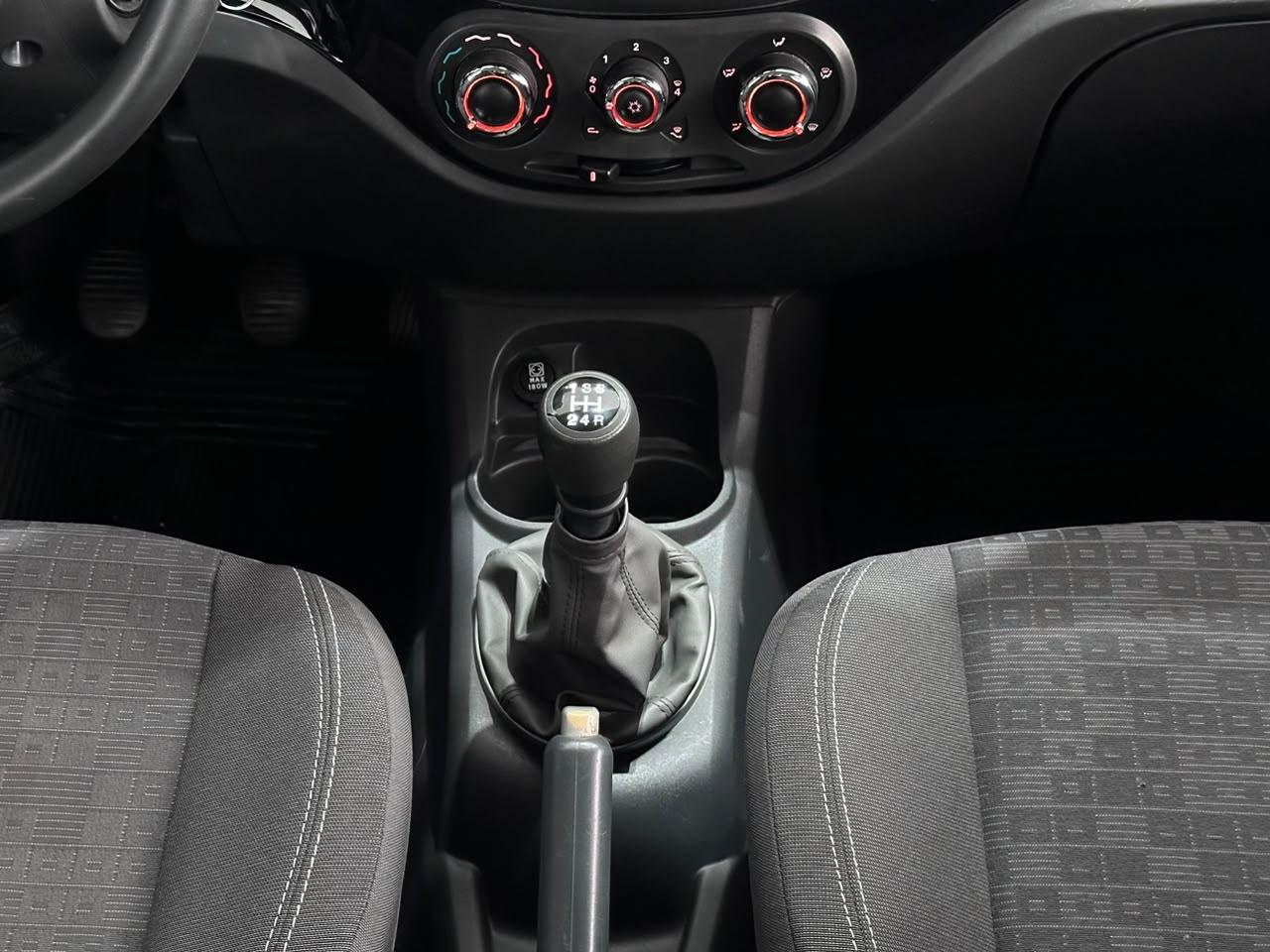 Fiat Palio Attractiv 1.0 2017, foto 6 de 12