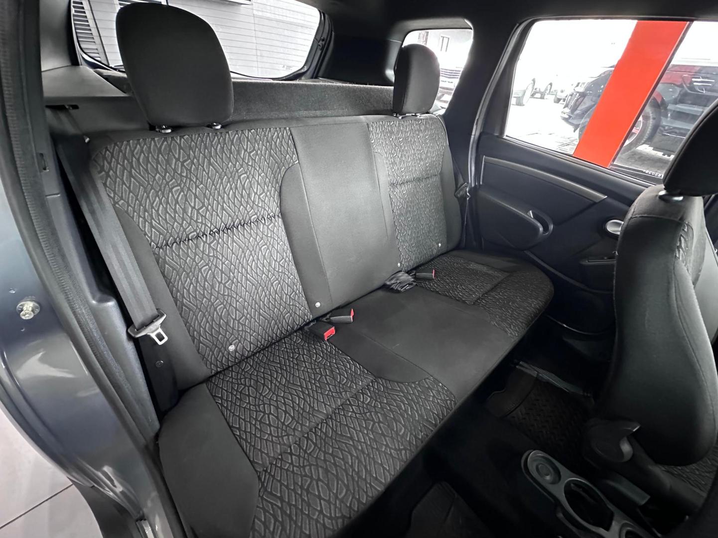 Renault Duster 1.6 Authentique CVT 2019, foto 8 de 12