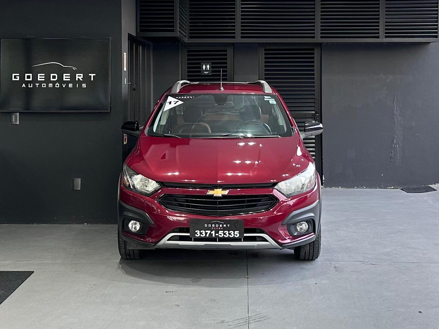 Chevrolet Onix 1.4 AT Active 2017, foto 2 de 12