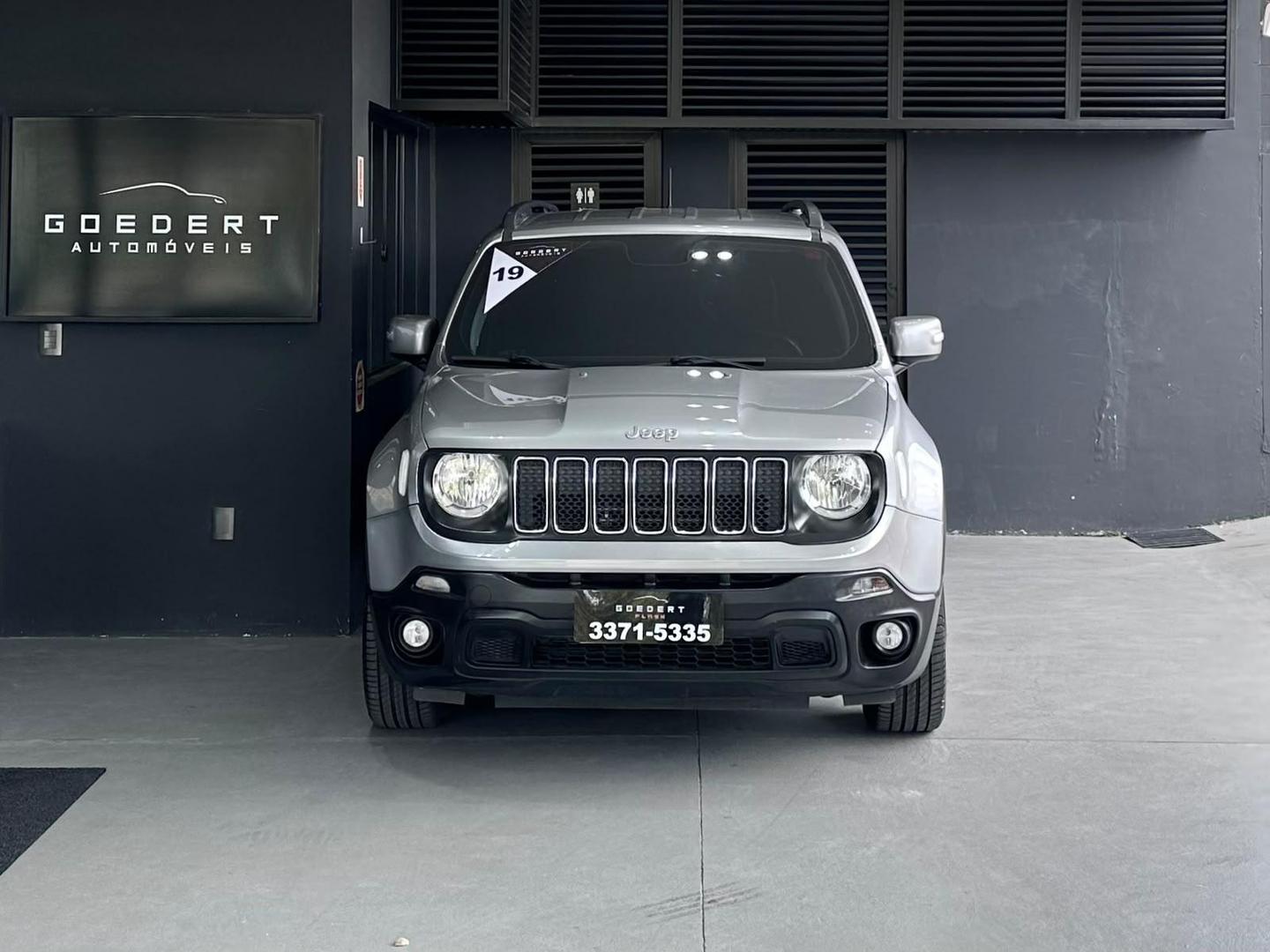 Jeep Renegade 1.8 AT Longitude 2019, foto 2 de 12