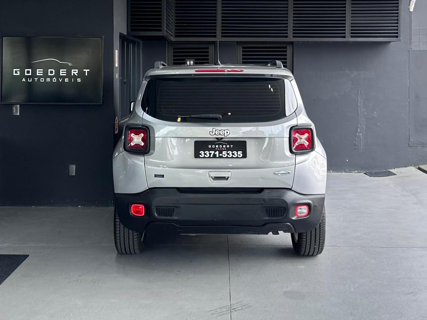 Jeep Renegade 1.8 AT Longitude 2019, foto 11 de 12