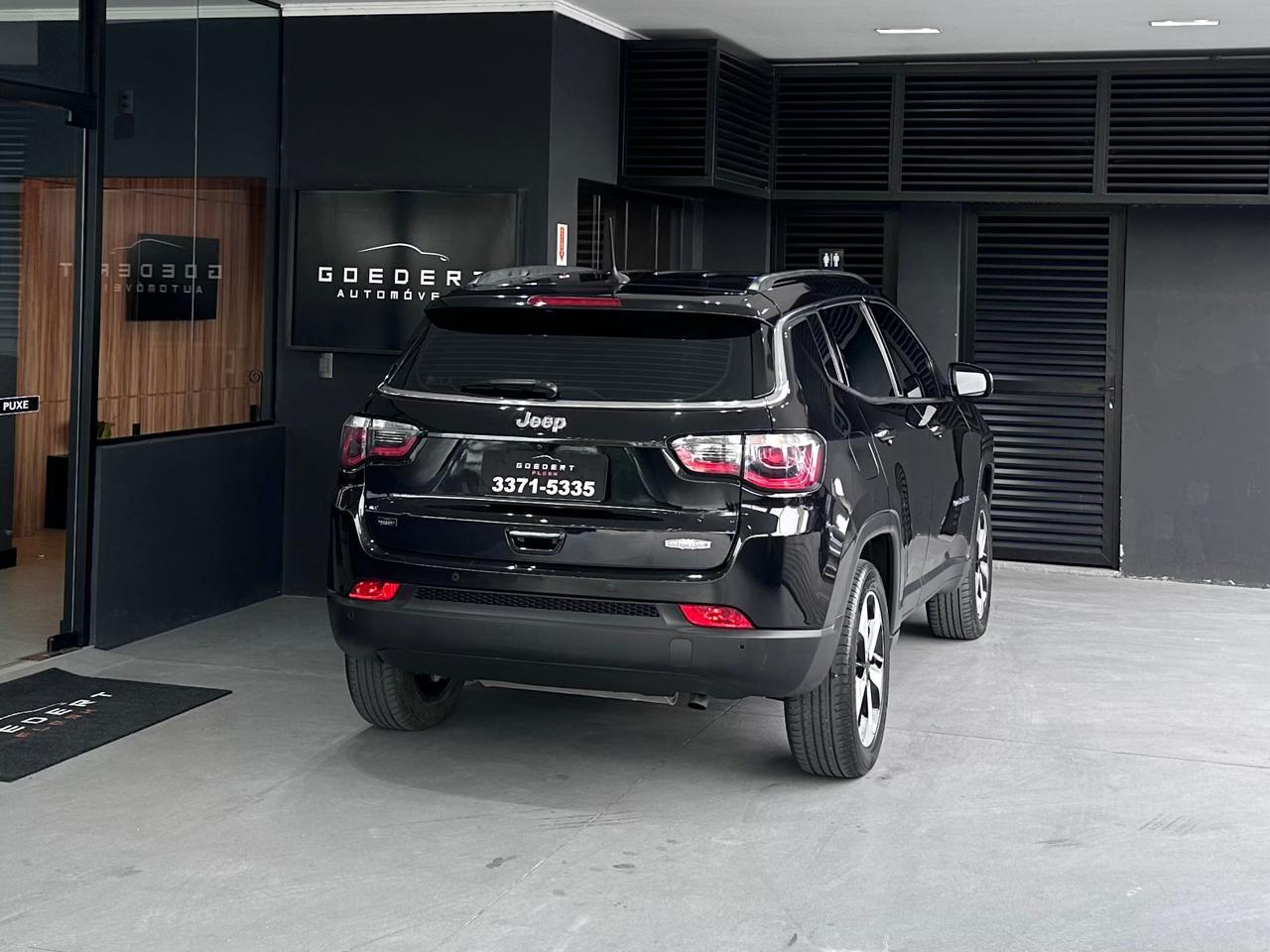 Jeep Compass 2.0 Longitude 2018, foto 9 de 12