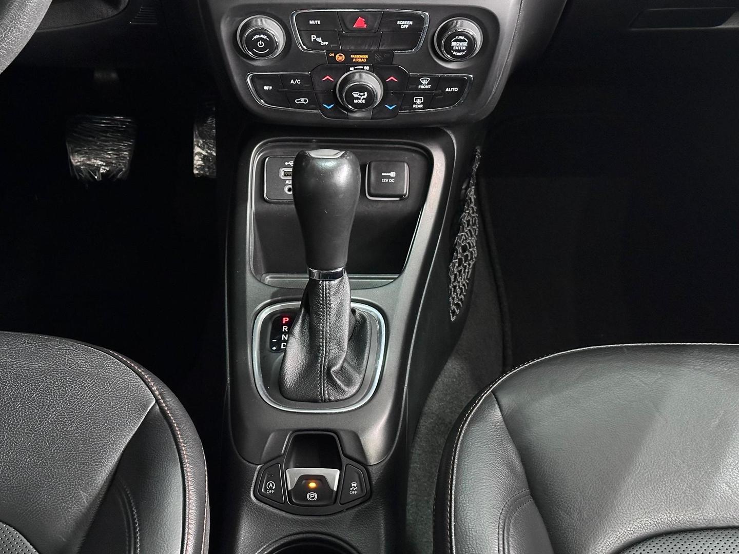 Jeep Compass 2.0 Longitude 2018, foto 6 de 12