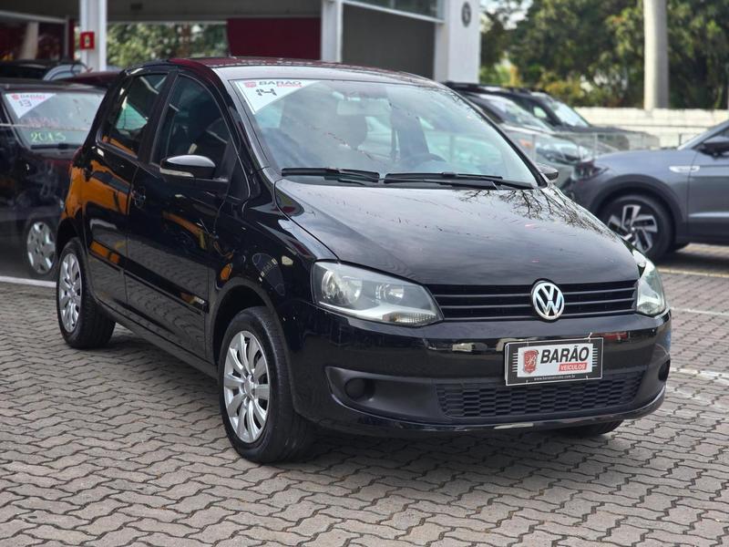 Volkswagen Fox Trendline 1.6 MSI Total Flex 4P Mec - foto 3