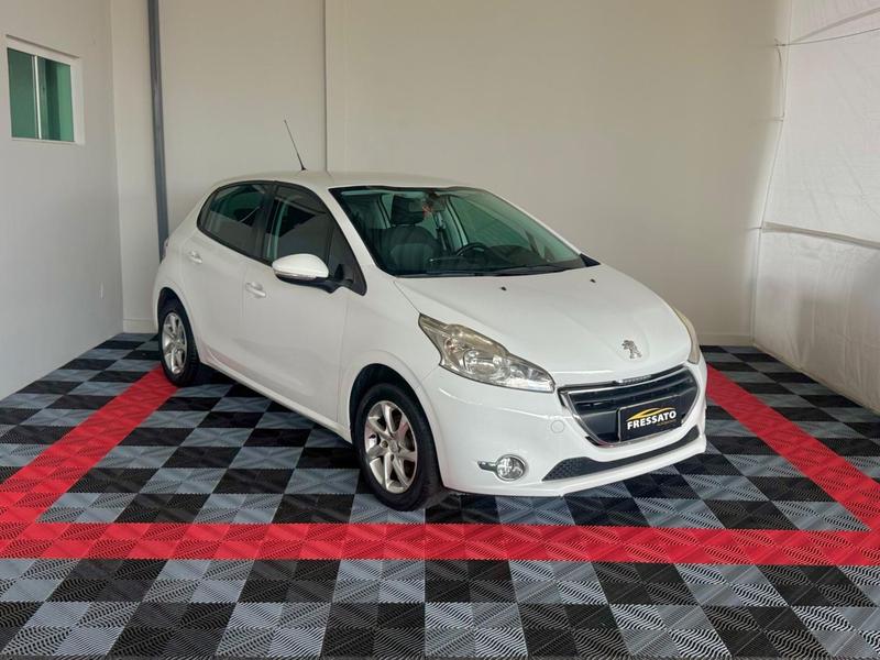 Peugeot 208 2016 à venda