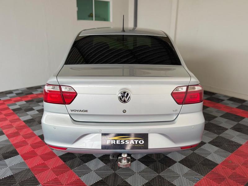 Volkswagen Voyage 1.6 - foto 6