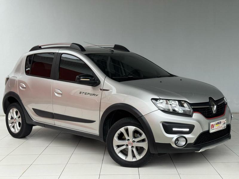 RENAULT SANDERO 1.6 STEPWAY 8V FLEX 4P MANUAL