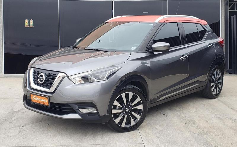 NISSAN KICKS SL CVT