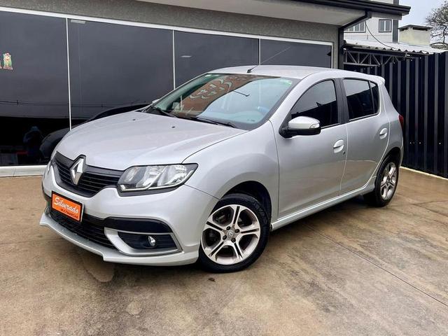 RENAULT SANDERO 16GTLINE