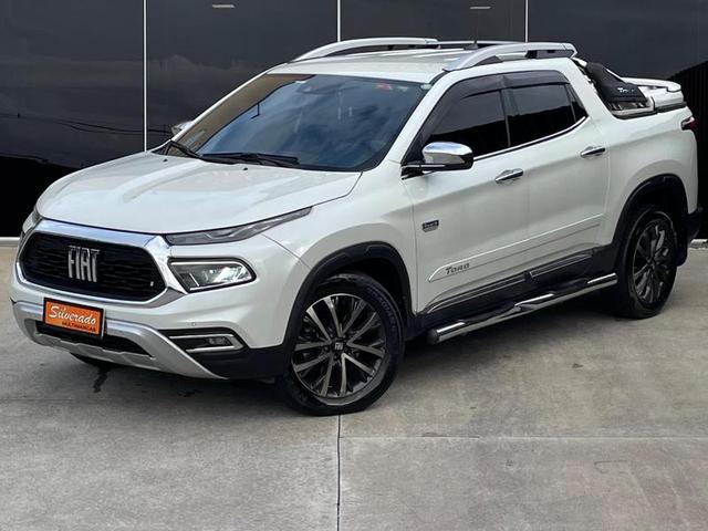FIAT TORO RANCH AT9 4X4