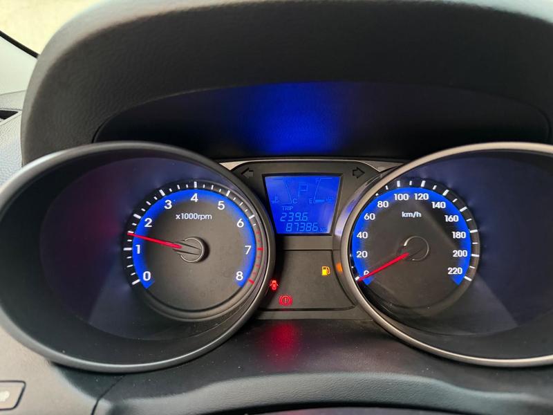 Hyundai ix35 Gl 2.0 16V 2wd Flex Automático - foto 15
