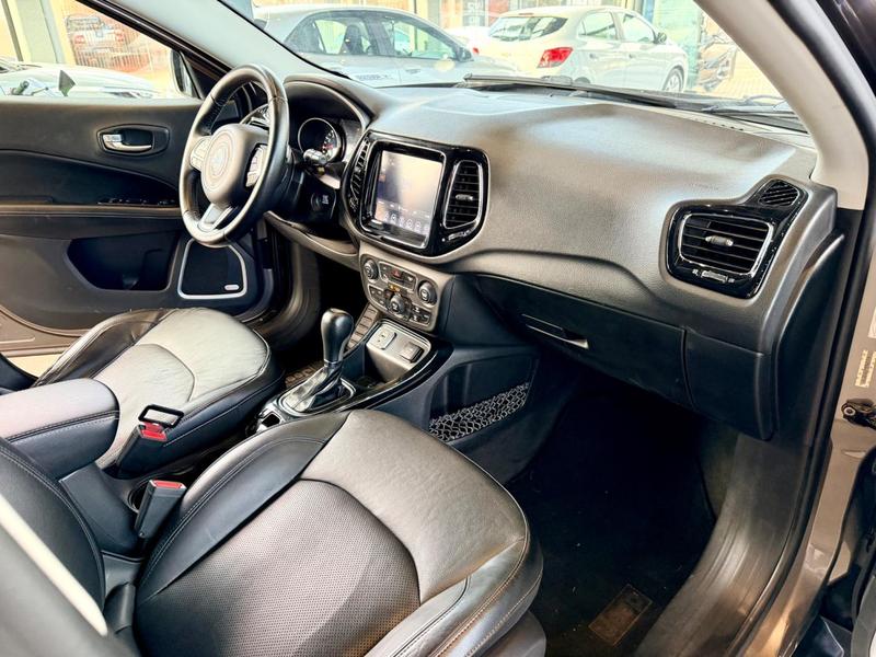 Jeep Compass Night Egl F - foto 17