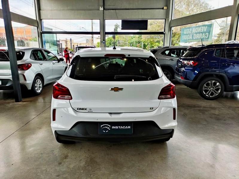 Chevrolet Onix 10mt - foto 6
