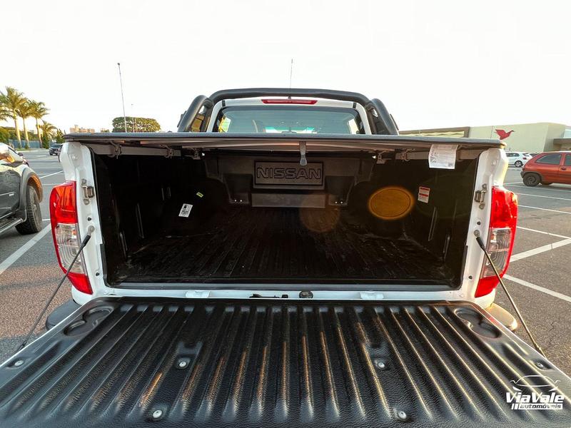 Nissan Frontier Atk X4 - foto 6