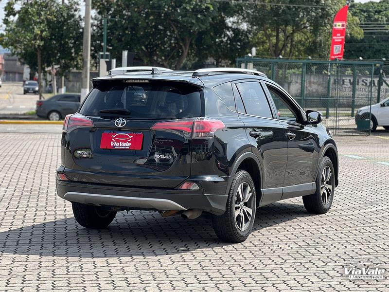 Toyota RAV4 4X2 20l - foto 3