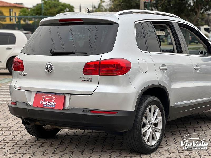 Volkswagen Tiguan 2.0 TSI - foto 5