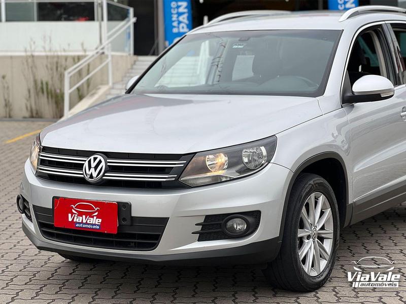 Volkswagen Tiguan 2.0 TSI - foto 2