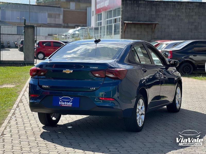 Chevrolet Onix Plus 10tat LTZ - foto 3