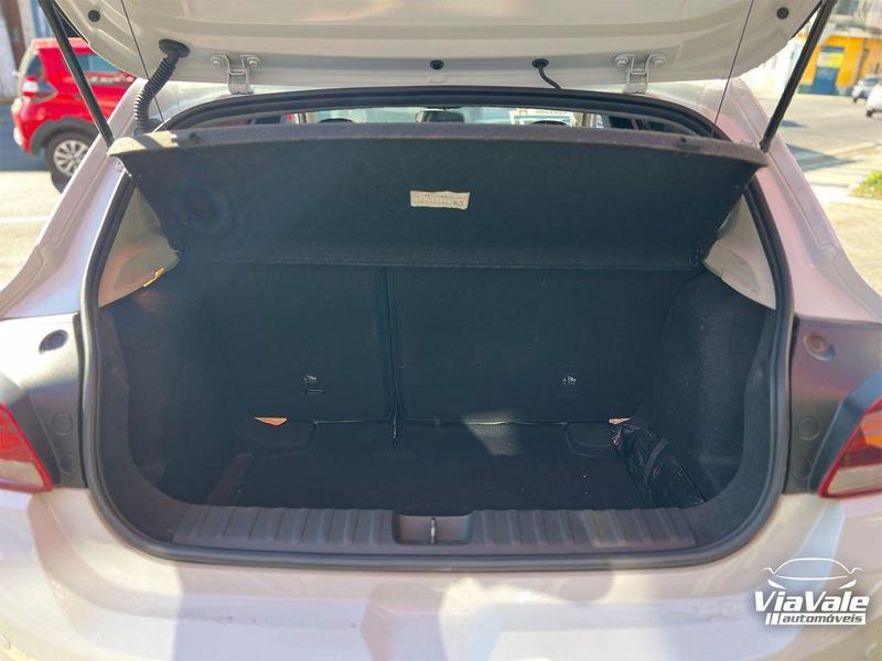 Chevrolet Onix 10mt - foto 13