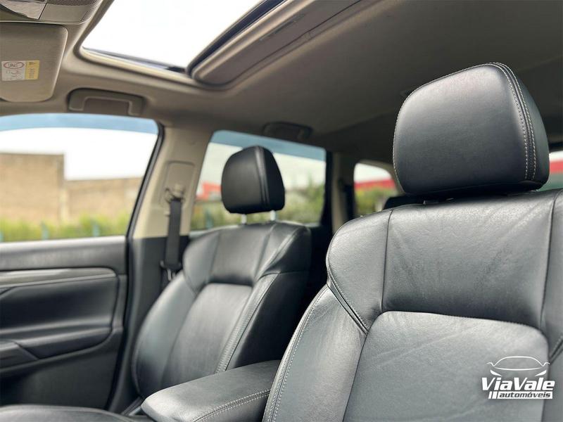 Mitsubishi Outlander 2.0 Hpe - foto 10