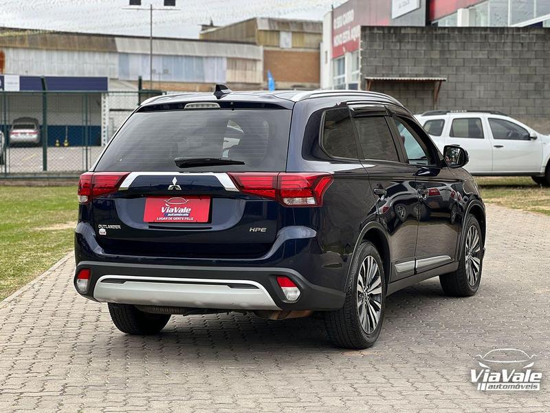 Mitsubishi Outlander 2.0 Hpe - foto 4