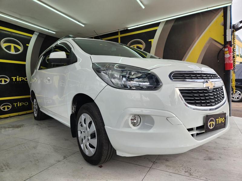CHEVROLET SPIN 1.8L MT LTZ