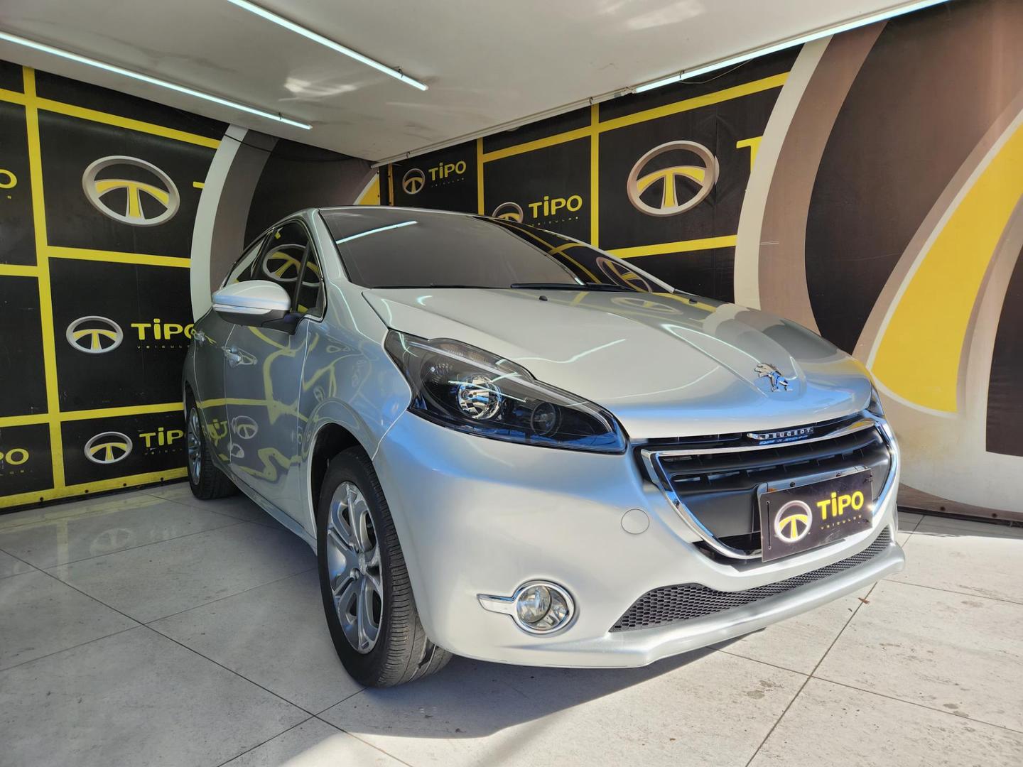 PEUGEOT 208 GRIFFE