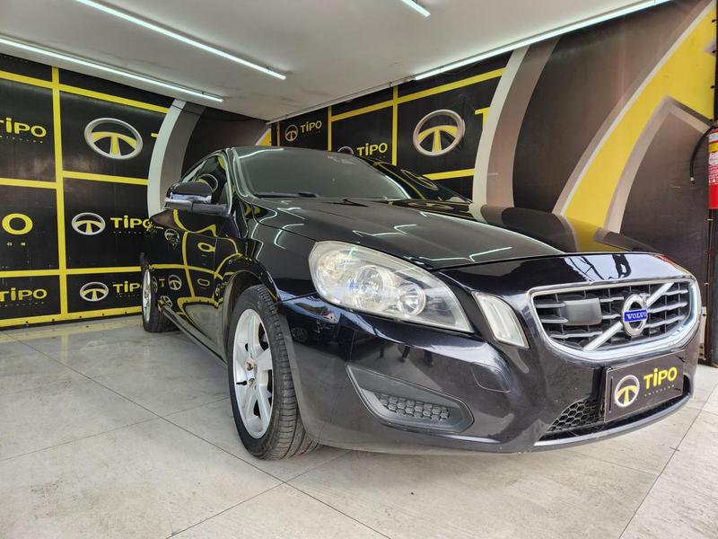 VOLVO S60 2.0 T5 DYNA