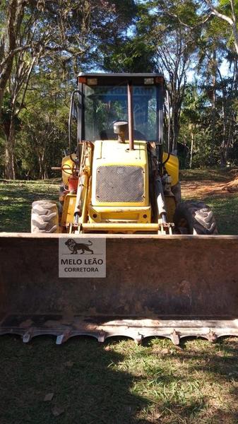 NEW HOLLAND RETROESCAVADEIRA LB90