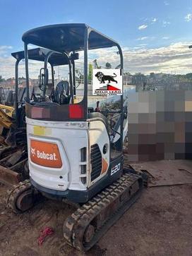 BOB CAT MINI ESCAVADEIRA E20