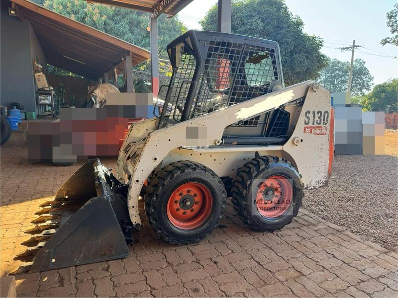 BOB CAT MINI CARREGADEIRA S130